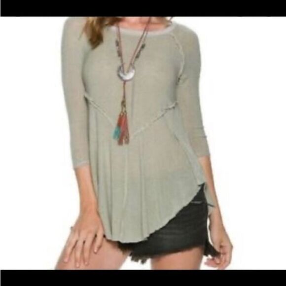 #321 INTIMATLEY FREE PEOPLE Raw Hem Top - Picture 1 of 6